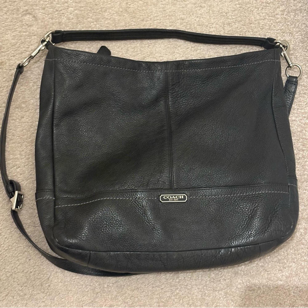 Coach Elegant Black Hobo Bag - Picture 3 of 6